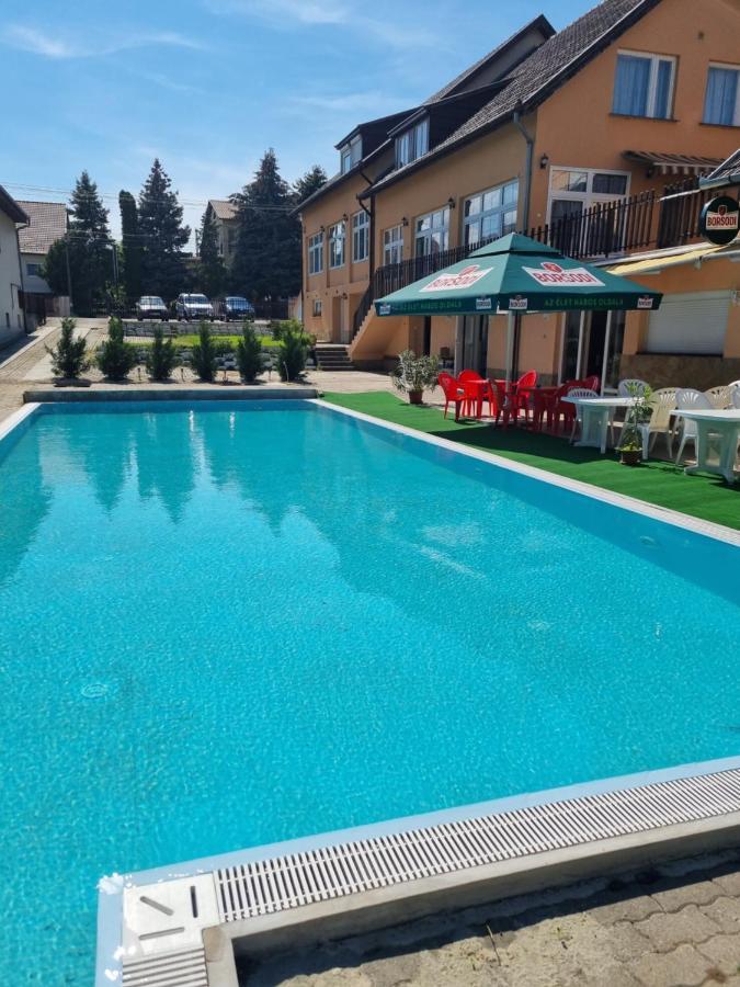 Beach Taban Vendeghaz Balatonlelle Exterior photo
